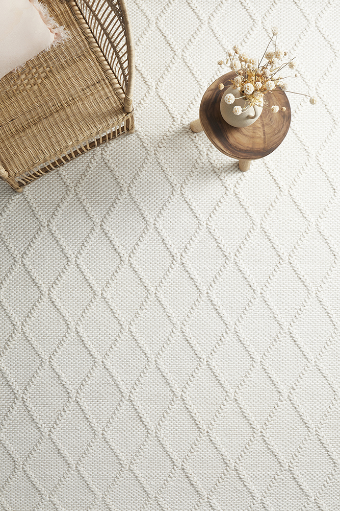 hux-white-beige-wool-diamond-rug-unitex-urban-rugs