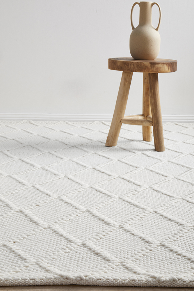 hux-white-beige-wool-diamond-rug-unitex-urban-rugs