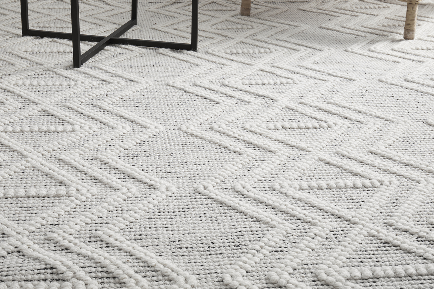 MSN-clara-maison-white-grey-wool-texture-modern-rug-urban