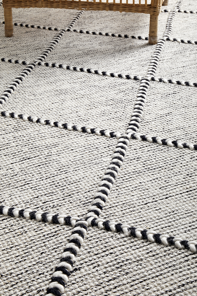MSN-jasmin-maison-white-grey-diamond-wool-texture-modern-rug-urban