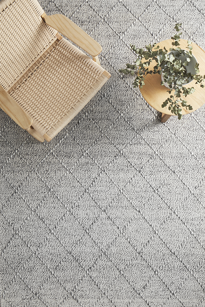 MSN-noah-white-Maison-black-diamond-wool-texture-modern-rug-urban