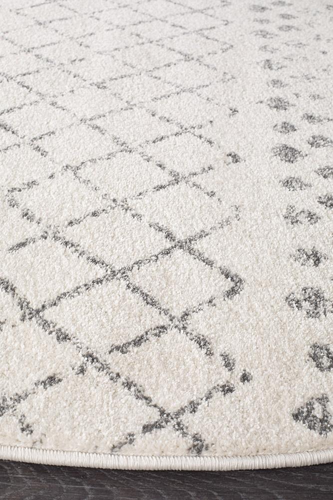 Oasis Selma - White Rug - Image 3