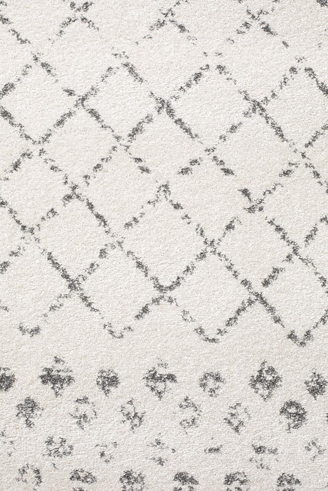 Oasis Selma - White Rug - Image 4